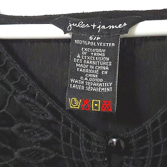 Black top with crochet lace in the front. - Picture 4 of 5